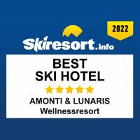 Amonti & Lunaris Wellnessresort: 
Das AMONTI & LUNARIS Wellnessresort wurde von Skiresort.de, dem weltweit größten Testportal von Skigebieten, als Testsieger 2022 in der Kategorie „Bestes Skihotel“ ausgezeichnet.
