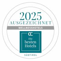 Amonti & Lunaris Wellnessresort: 
Das A&L Wellnessresort gehört zu den besten Gastgebern in Südtirol und wurde in der Kategorie DIE BESTEN WELLNESSHOTELS 2025 ausgezeichnet.

