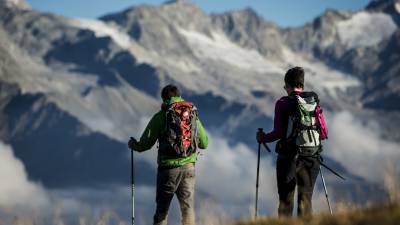 Wanderer vor Ahrntaler Steinberge