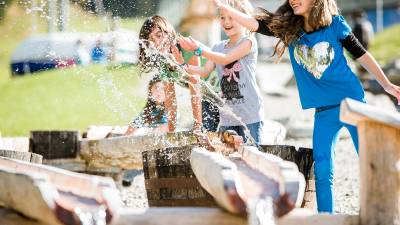 Wassererlebniswelt im Wellnessresort Amonti & Lunaris