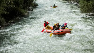 Gruppe beim Raften im Ahrntal
