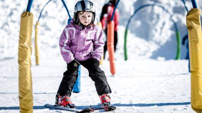 Skikurse für Kinder im Wellnessresort Amonti & Lunaris