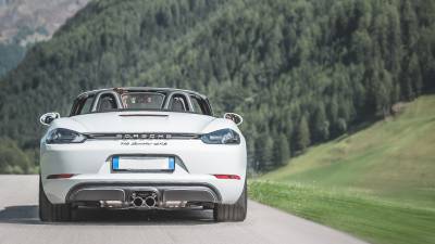 Rückansicht Porsche in Südtirol