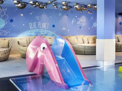 Babyrutsche im Blue Planet