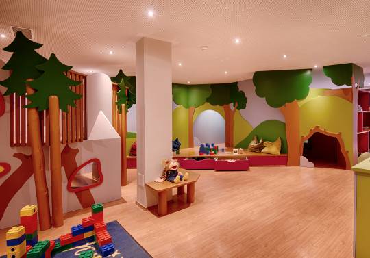 Bambini Parc, Mini & Junior Club: childcare #2